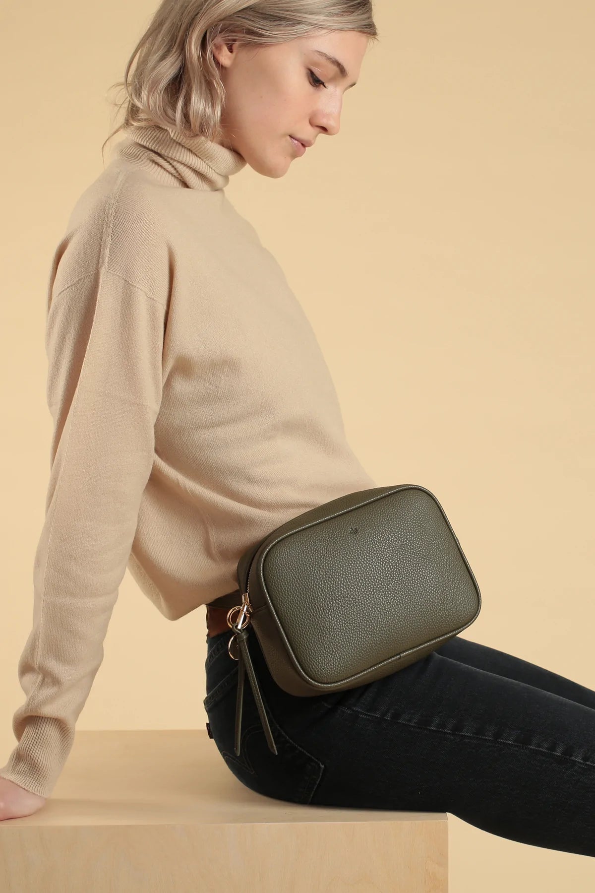 Belt Bag – Khaki Pebble